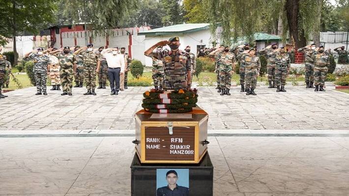 Father s struggle to prove patriotism of soldier son, justice and pride at the end of a year Father s struggle to prove patriotism of soldier son, justice and pride at the end of a year