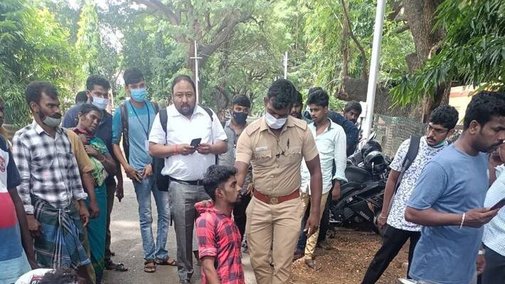 O god, women have no protection here .. Actor Sarathkumar who was felt by the murder of Swetha. O god, women have no protection here .. Actor Sarathkumar who was felt by the murder of Swetha.