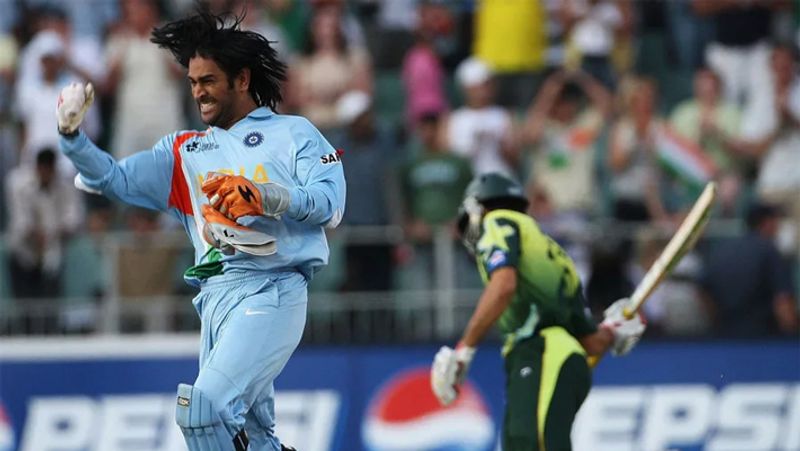 MS dhoni and team created history this day by defeating Pakistan in T20 world cup