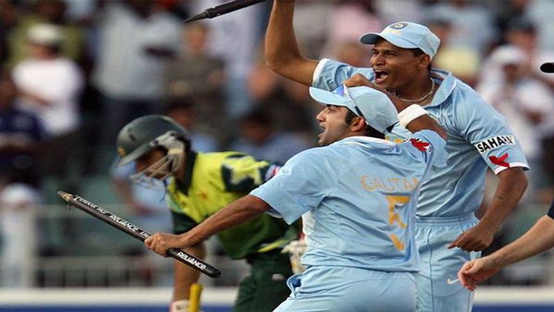 MS dhoni and team created history this day by defeating Pakistan in T20 world cup
