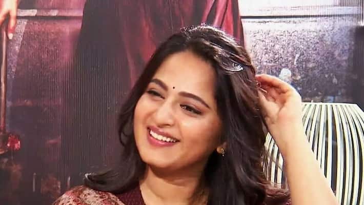 Not cosmetic surgery Anushka has kept herself beautiful by home remedies Not cosmetic surgery Anushka has kept herself beautiful by home remedies