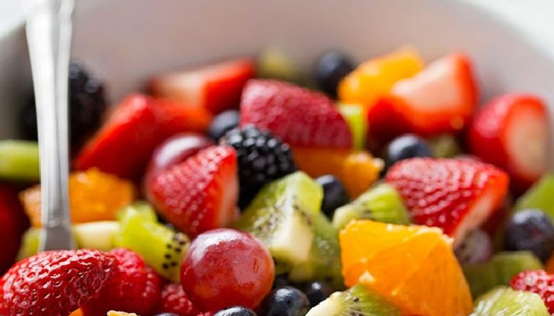 kitchen hacks for preventing fruits turning brown colour