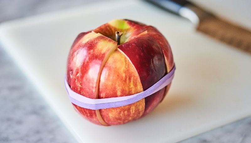kitchen hacks for preventing fruits turning brown colour