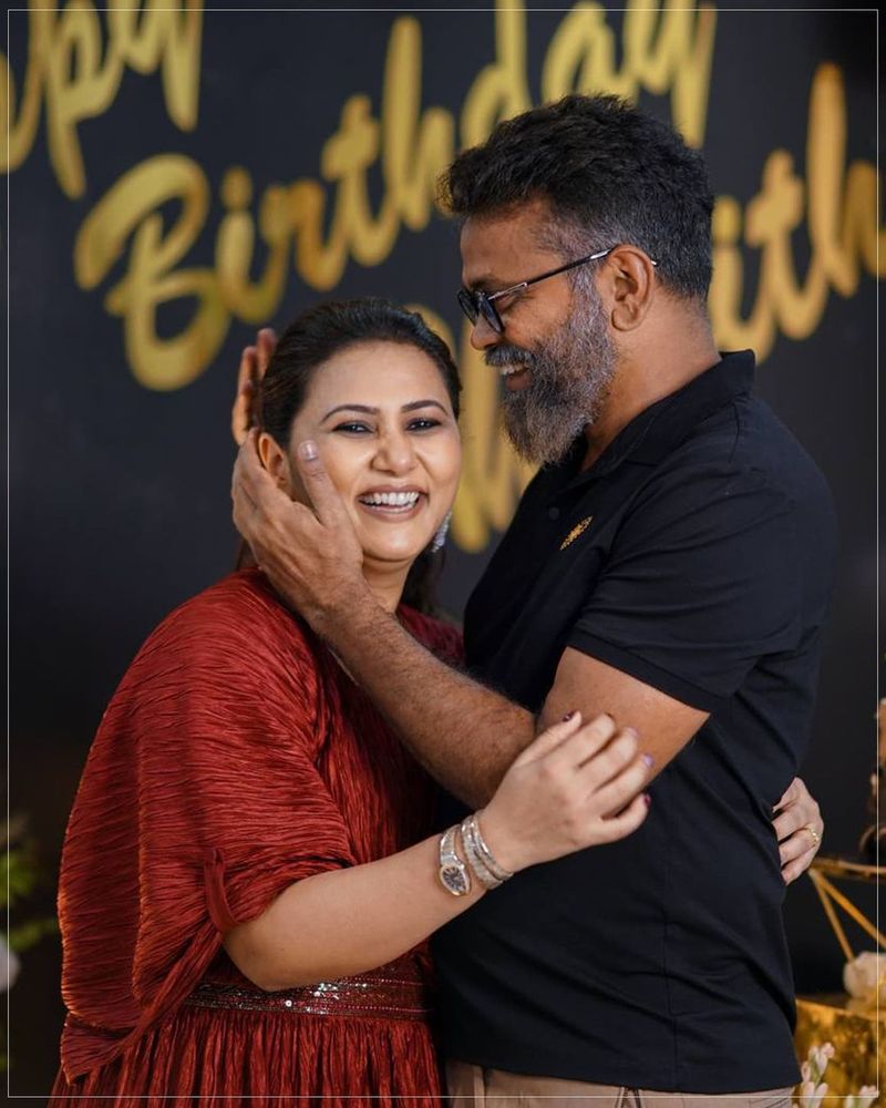 director sukumar wife thabitha sukumar birthday photos viral