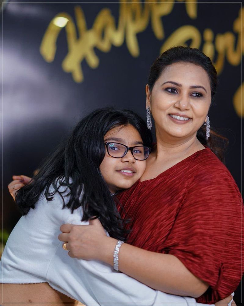 director sukumar wife thabitha sukumar birthday photos viral