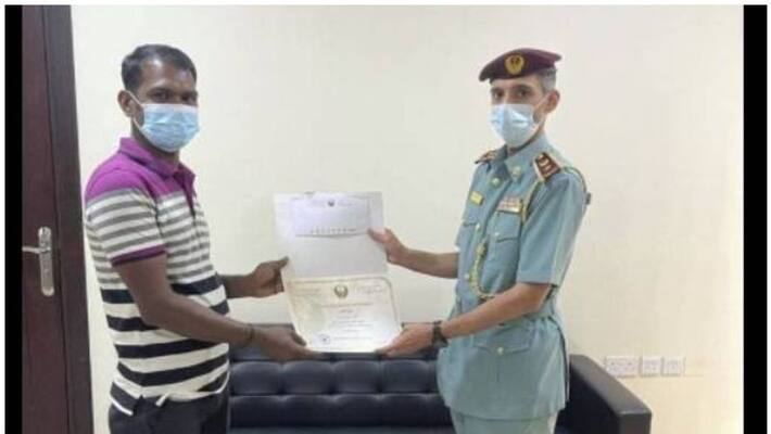 Indian in UAE honoured for returning cash found at ATM Indian in UAE honoured for returning cash found at ATM