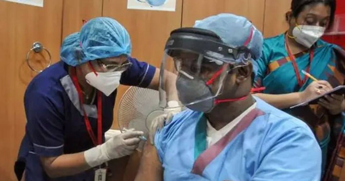 இப்போ போட்ட 2 டோஸ் 3 மாசம்தான் தாங்கும்.. பூஸ்டர் போட்டே ஆகணும்.. பகீர் கிளப்பும் ஆய்வு முடிவுகள்.