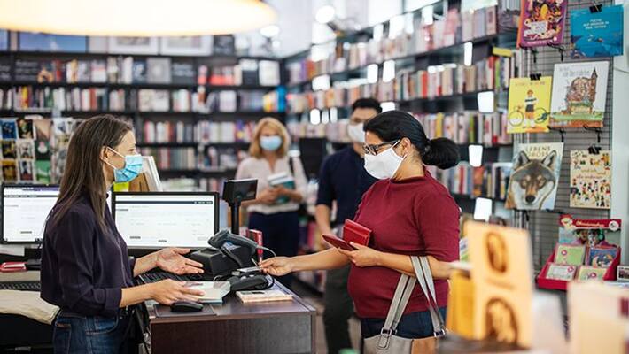 Retail business dipped by 45 percent in 10 days due to Omicron havoc Retail business dipped by 45 percent in 10 days due to Omicron havoc