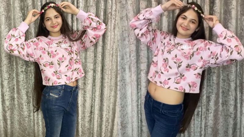Harshali Malhotra of Bajrangi Bhaijaan is grown up, see her glamorous avatar