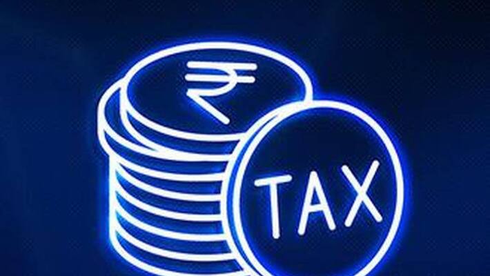 Income tax department serves notice to UP rickshaw puller asking him to pay over Rs 3 crore Income tax department serves notice to UP rickshaw puller asking him to pay over Rs 3 crore