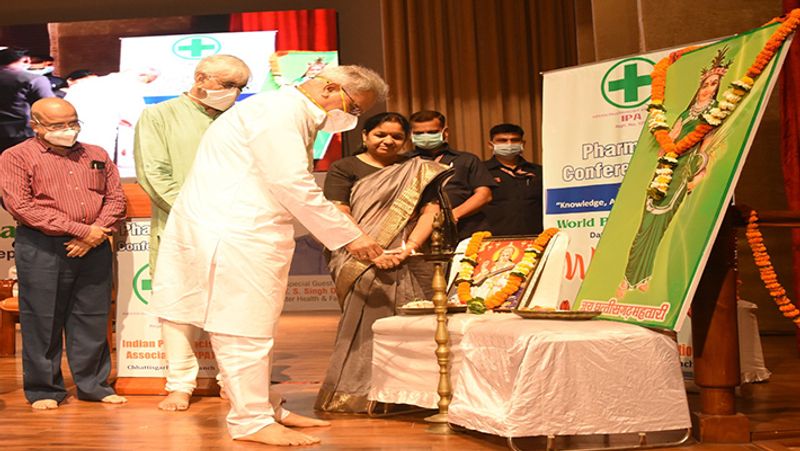 Medicines will be available at half price CM appeals to increase production of generic medicines on World Pharmacist Day