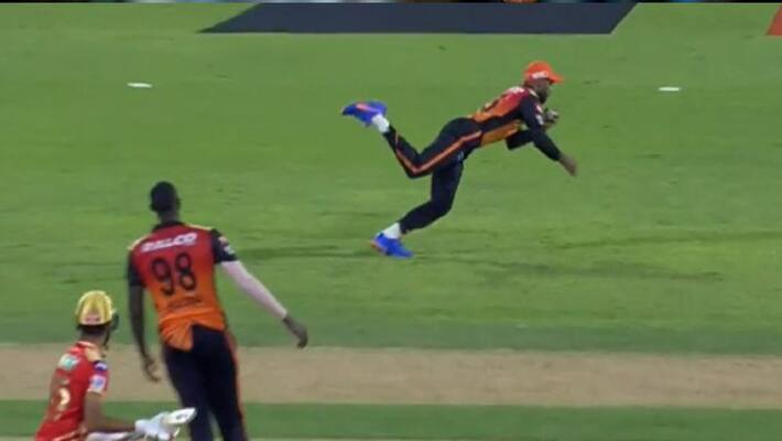 IPL 2021: SRH Fielder Jagadeesha Suchith Stunning catch impresses cricket world IPL 2021: SRH Fielder Jagadeesha Suchith Stunning catch impresses cricket world