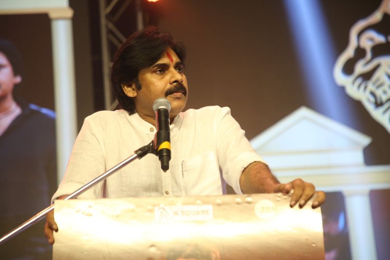 Pawan Kalyan vs Posani Krishna Murali: takes dirty turn