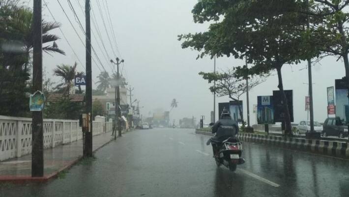Cyclone gulab: heavy rains lash in Hyderabad Cyclone gulab: heavy rains lash in Hyderabad