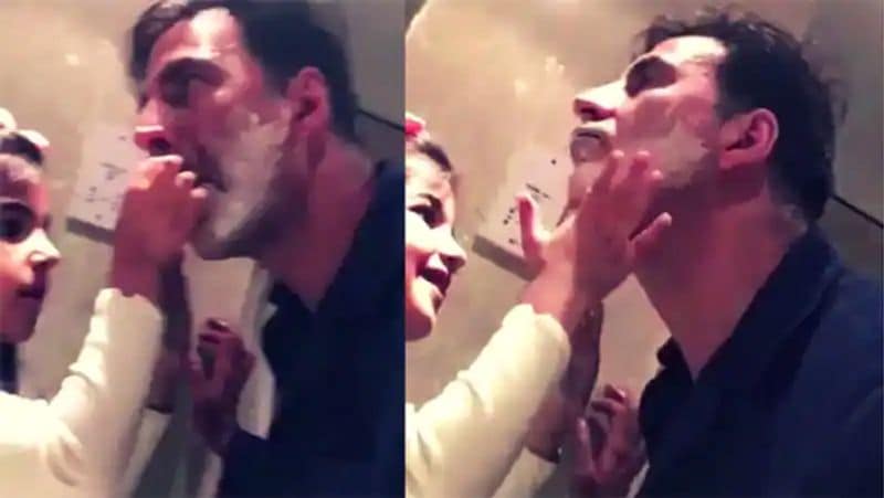 Akshay Kumar and Twinkle Khanna Shares Daughter Nitara Photos on her 9th Birthday