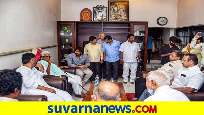 KPCC President DK Shivakumar discussed with Koppal JDS Leader to Join Congress rbj KPCC President DK Shivakumar discussed with Koppal JDS Leader to Join Congress rbj