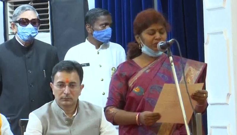 uttar pradesh yogi adityanath new cabinet minister know all about jitin prasad to sangeeta balwant