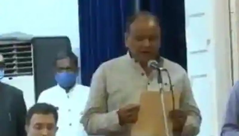 uttar pradesh yogi adityanath new cabinet minister know all about jitin prasad to sangeeta balwant