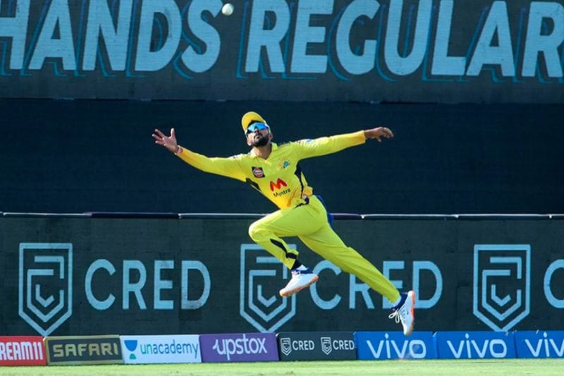 IPL 2021 See the thrill of the match between CSK and KKR in 10 photos