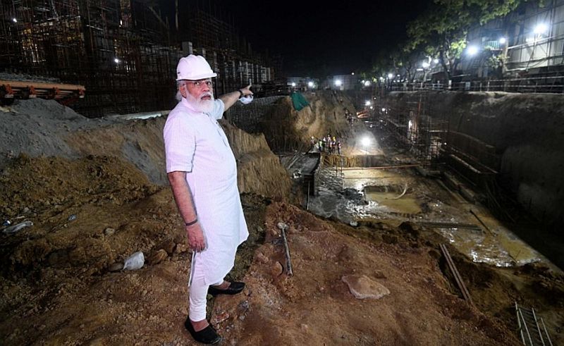 PM Modi visits new Parliament construction at night, reviews progress VPN