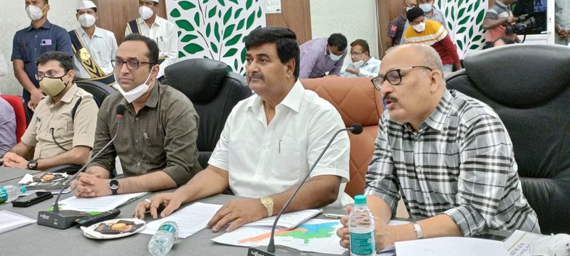 Cyclone Gulab... AP CM YS Jagan Video Conference with District Collectors and officers