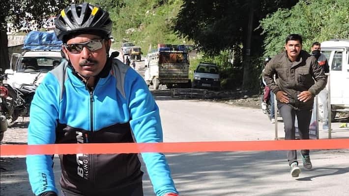 The Army officer who broke Guinness record for fastest solo cycling VPN The Army officer who broke Guinness record for fastest solo cycling VPN