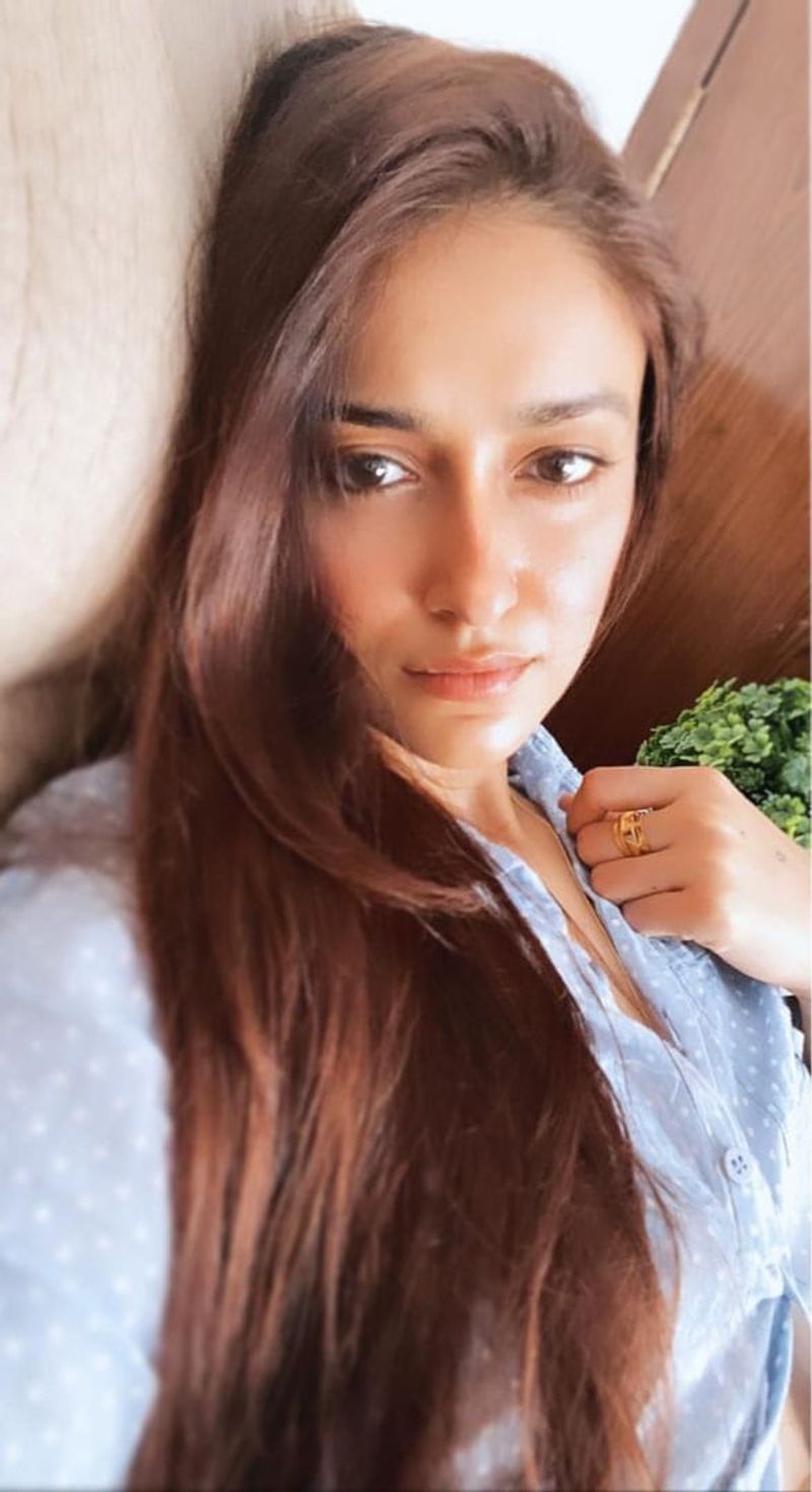 ileana shares her bed room private pic says love yoursef and body