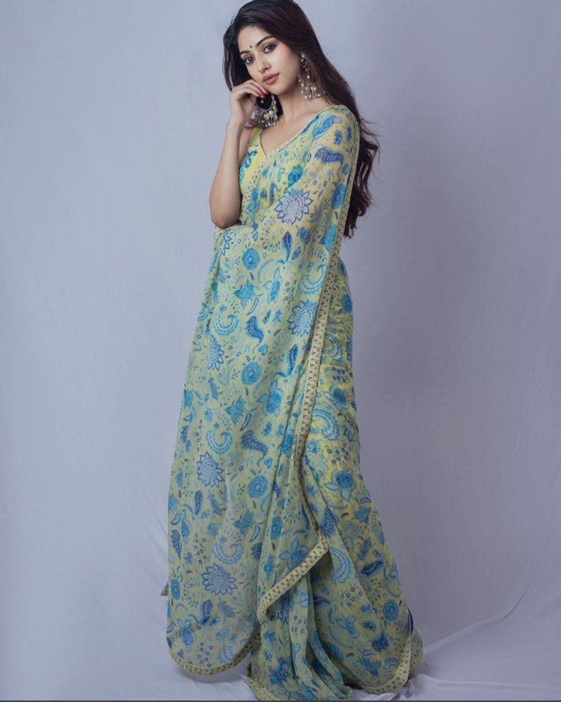 Anu Emmanuel striking hot poses in Saree
