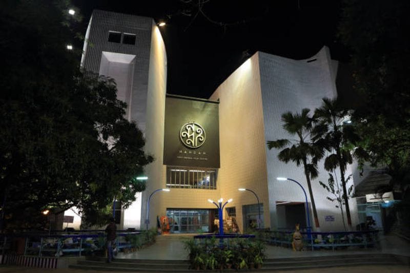 10 ideal places to make love in the heart of Kolkata bpsb