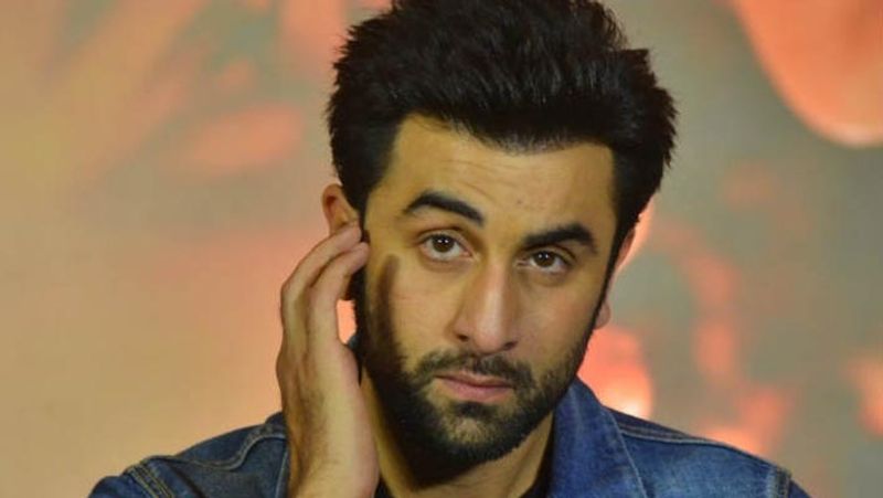 ranbir kapoor birthday bollywood actor is famous for love, affair and cheating