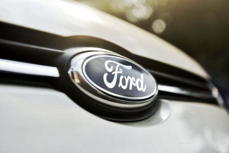 Auto Ford plans to build three major EV factories, plant by 2025 create over 10,000 jobs gcw