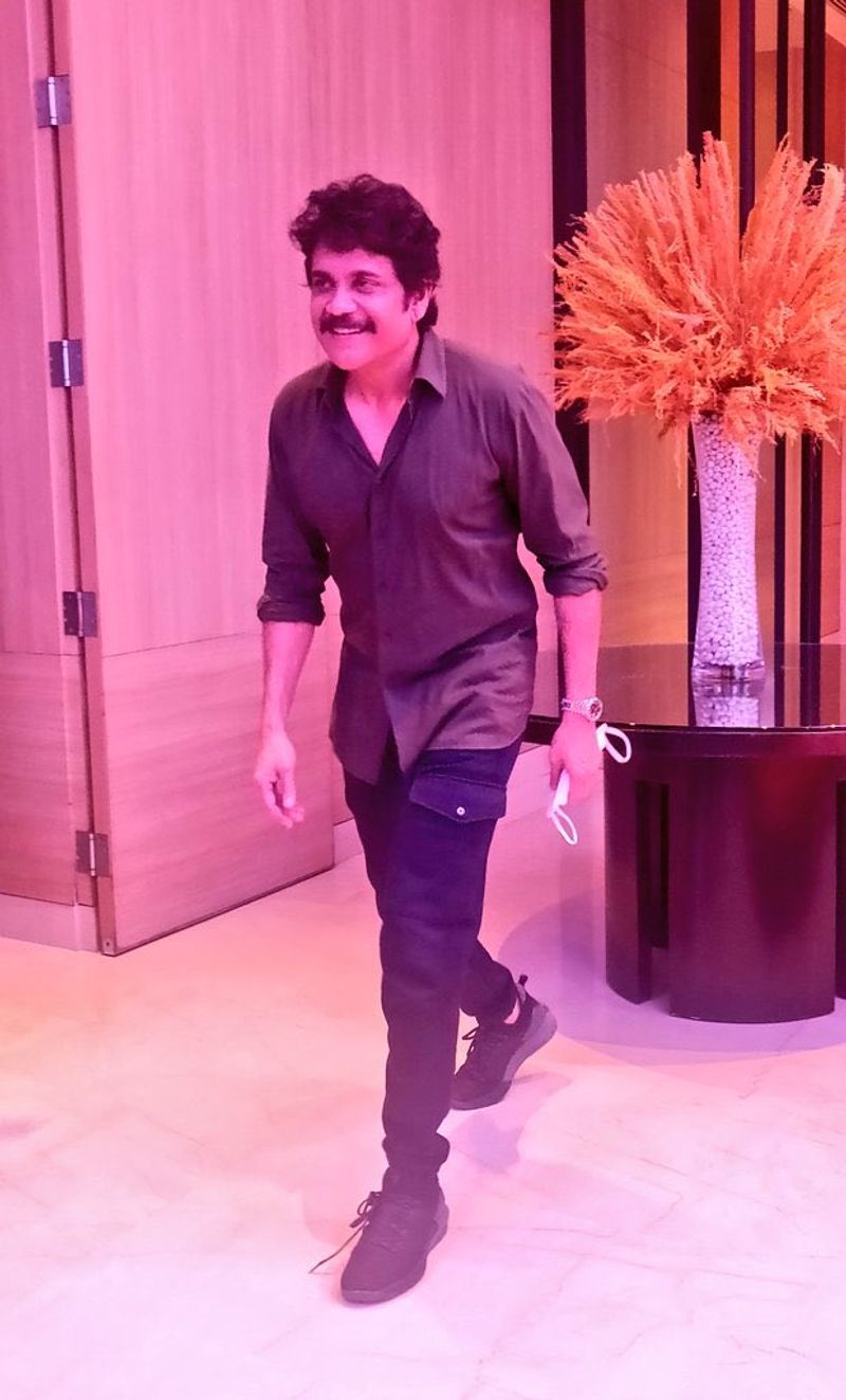 i have seeing hundreds sai pallavi in lovestory said nagarjuna at success meet