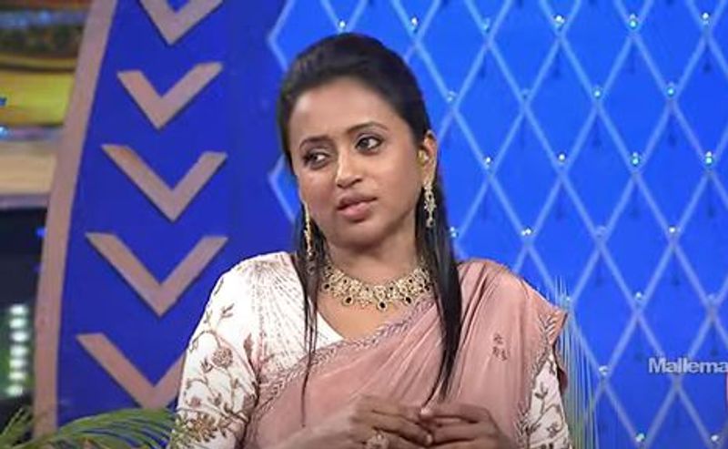 director k raghavendra rao sensational comments on anchor suma and apple in cash show