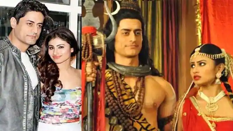 Mouni Roy celebrated birthday in Goa at pool side, actress seen in enjoying in dancing