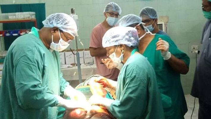 karimnagar doctor cum mayor bangi anil kumar delivery pregnant lady karimnagar doctor cum mayor bangi anil kumar delivery pregnant lady
