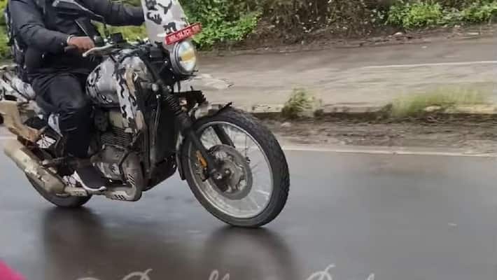 Yezdi Adventure Bike Spotted On Test Yezdi Adventure Bike Spotted On Test