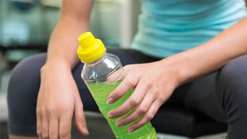 Switzerland 17 year old girl fell ill due to addiction to energy drinks in Zurich