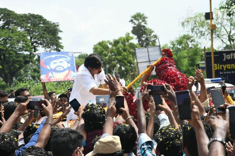 janasena chief pawan kalyan receives grand welcome