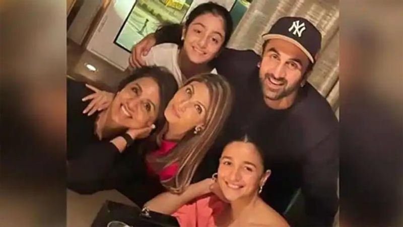 Ranbir Kapoor protects Alia Bhatt as fans surround them for selfie at Jodhpur airport