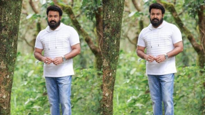 Actor Mohanlal share his photo Actor Mohanlal share his photo
