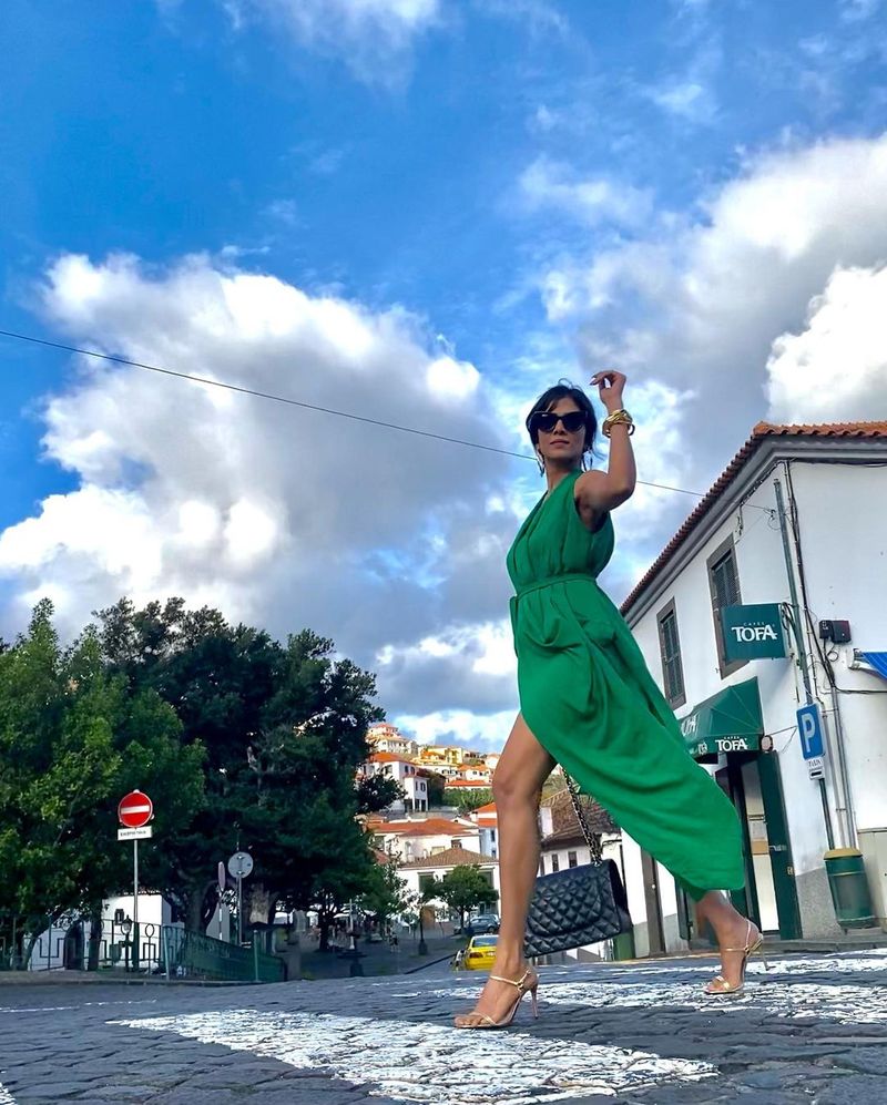 malavika mohanan hollywood look in green trendy wear photos hulchul