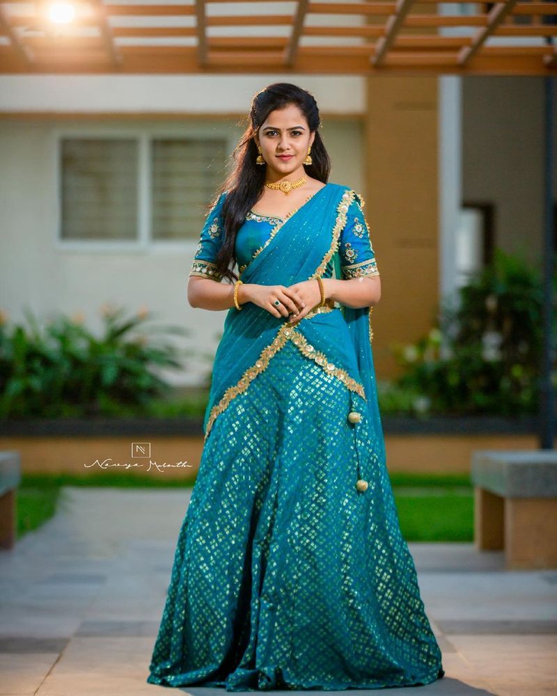 allu arjun sister vaishnavi cute poses shake internet she got crazy role in ajith valimai