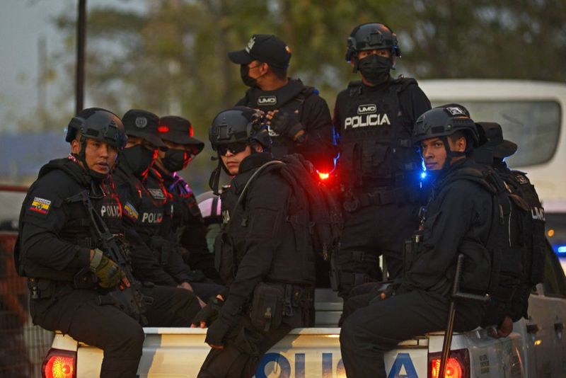 battle among drug mafia in Ecuador Jail that killed at least 116 people