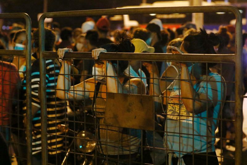 battle among drug mafia in Ecuador Jail that killed at least 116 people