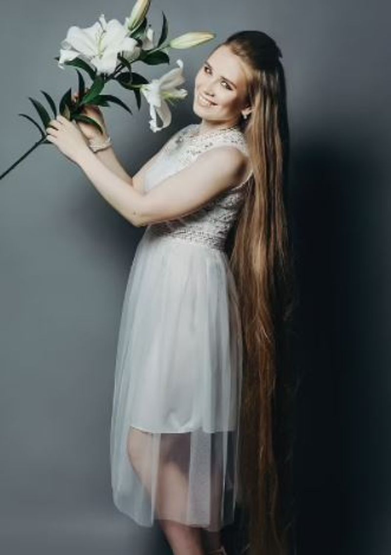 Russian woman who hasn't cut her hair for 23 years