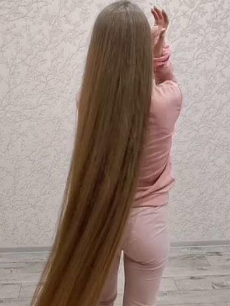 Russian woman who hasn't cut her hair for 23 years