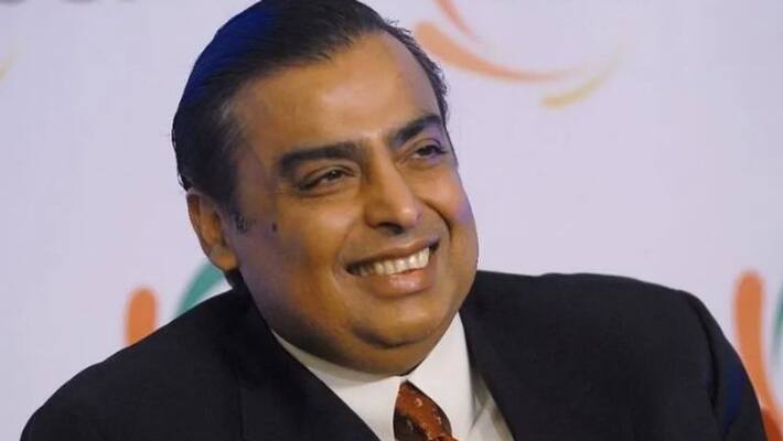 Security at Mukesh Ambani's home tightened, says Mumbai Police Security at Mukesh Ambani's home tightened, says Mumbai Police