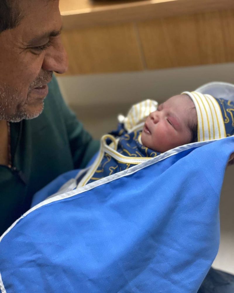 Sandalwood Actor Shivarajkumar with newborn baby photo goes viral mah