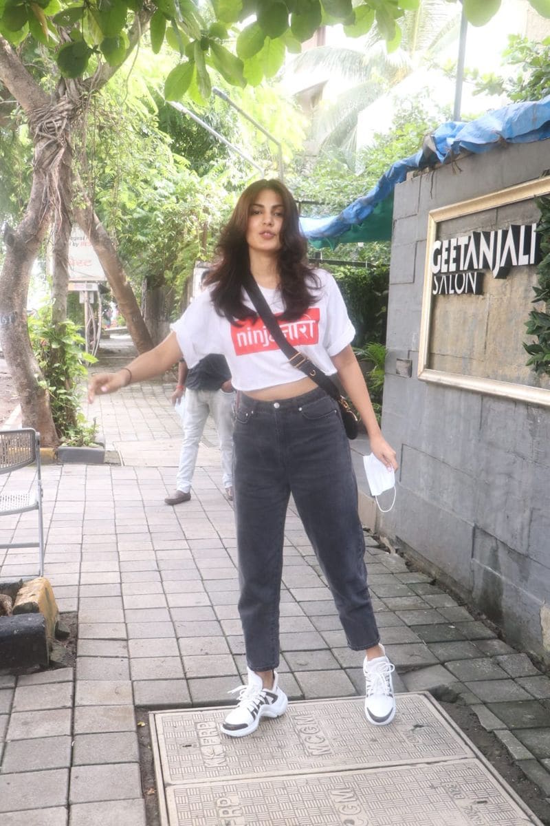 Deepika Padukone to Vicky Kaushal to Anushka Sharma: 7 celebs spotted in Mumbai donning stylish outfits-SYT