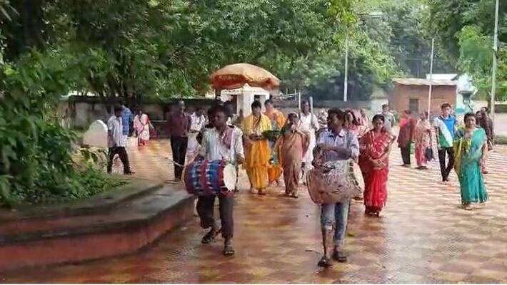 Durga Puja organized according to the old tradition in Bishnupur bmm Durga Puja organized according to the old tradition in Bishnupur bmm